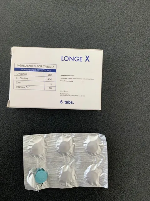 Etiqueta de Longe X con la tabla de ingredientes activos por tableta y el blíster